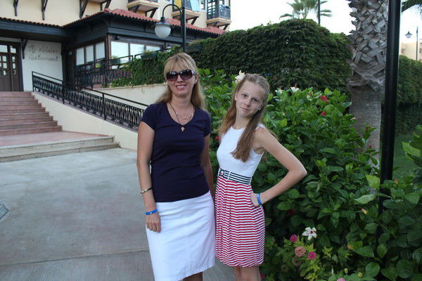 Олечка Ходаковская