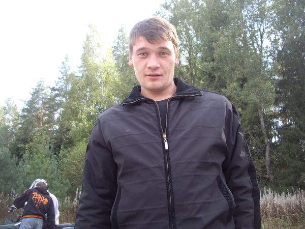 Олег Назаров