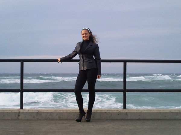 Елена Елена