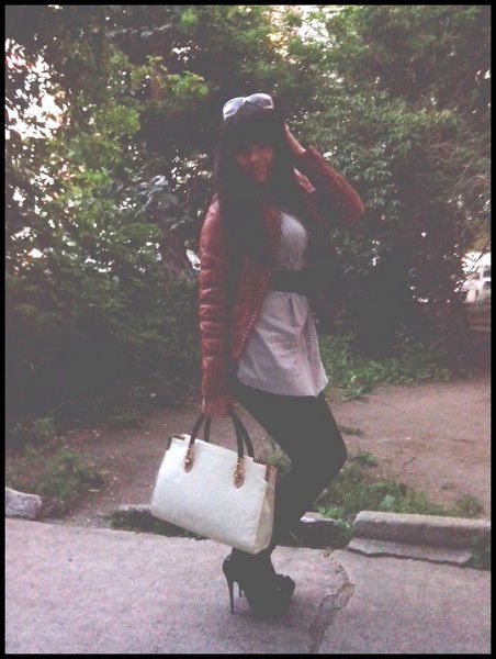 ==Настена== **