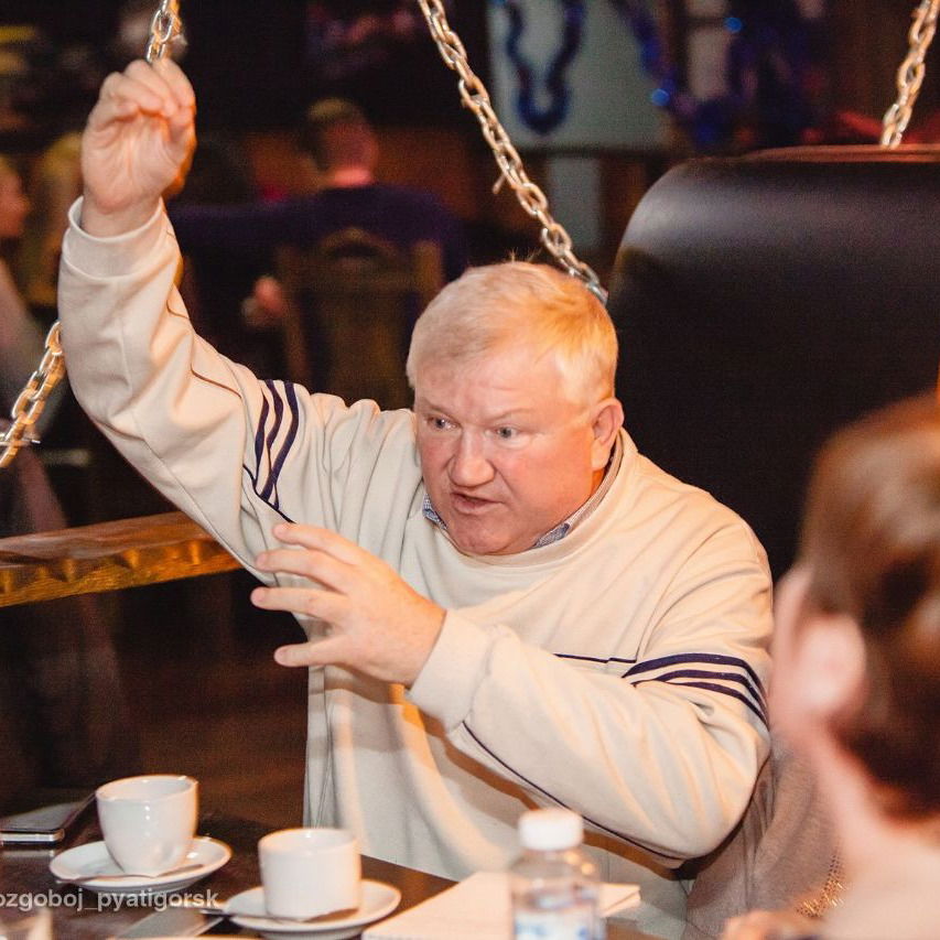 Николай Хондов