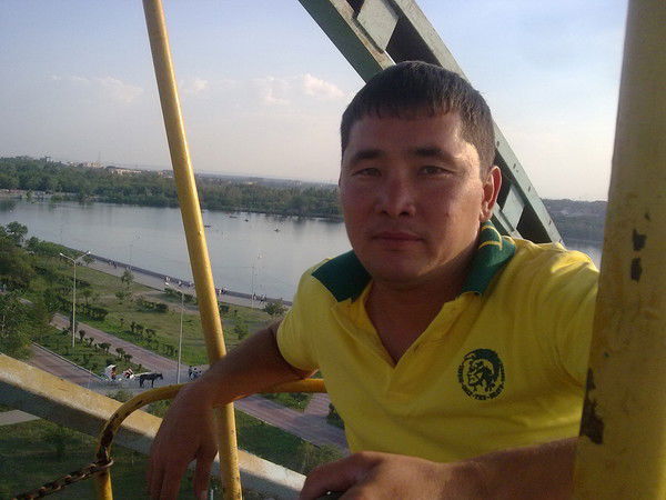 Базаров Асыл