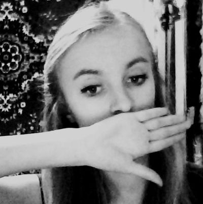 Аня Кардашова