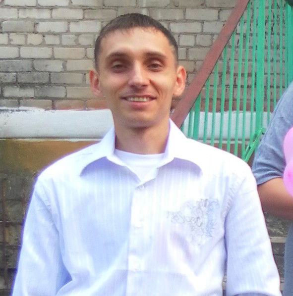 Виталий Набиев