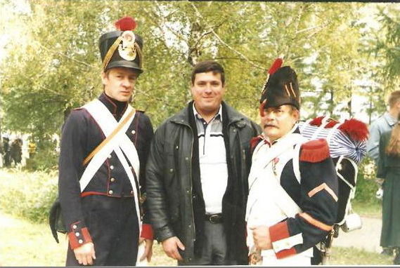 Виктор Леонов