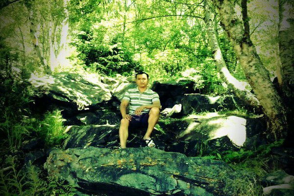 Айбек Досхожаев