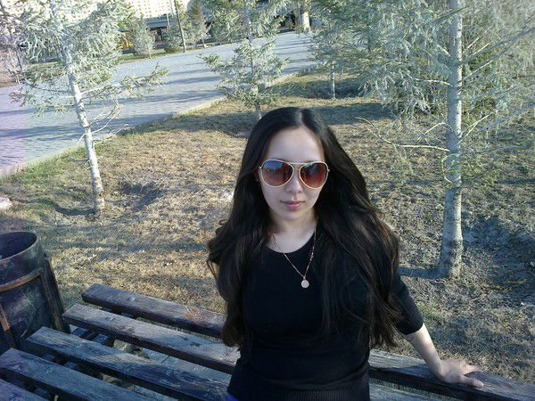 Айжан Султанова