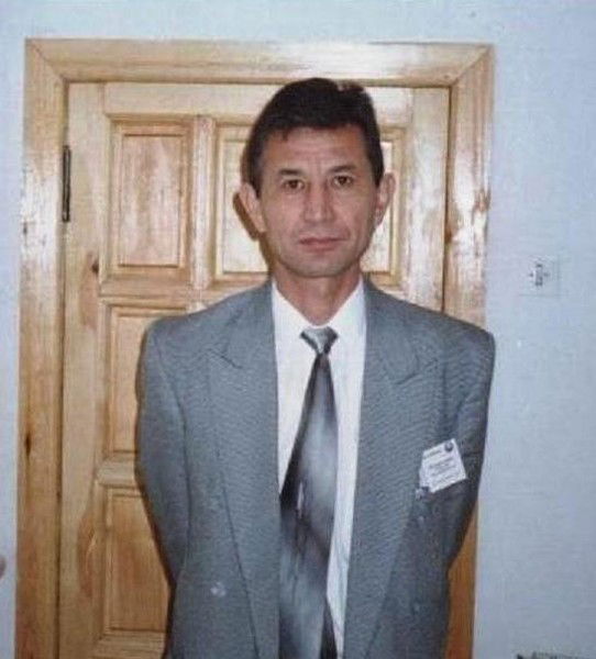 Емил Кадралиев