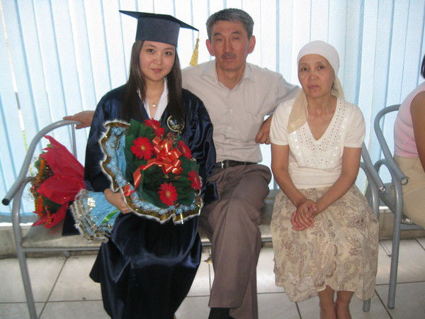 Бибисара Омарова (Кенжебекова)