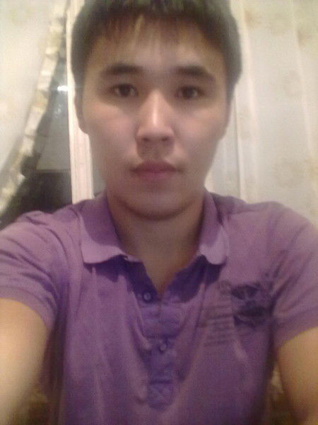 Алишер Токтасын