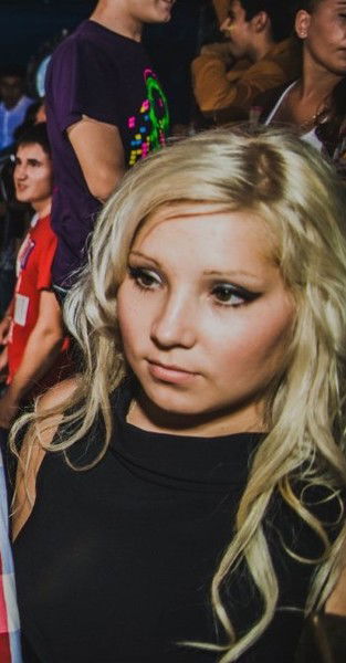 Анютка Тихонова