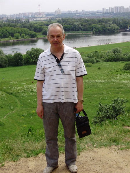 Виктор Шестаков