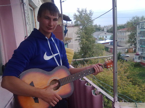 Юрий Козлов