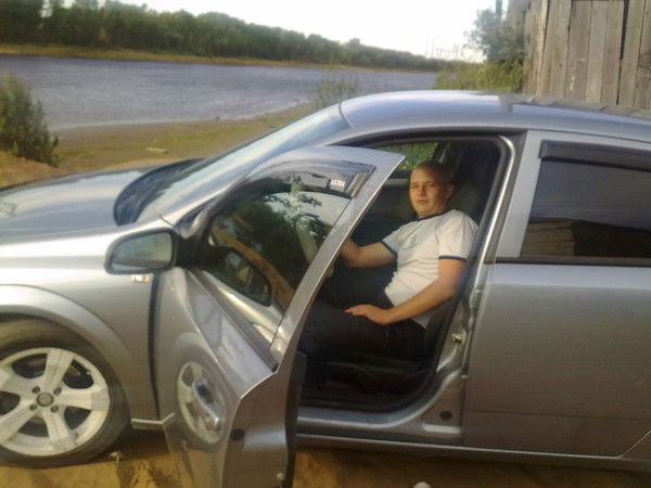 Борис Пивоваров