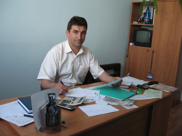 Володимир Гук