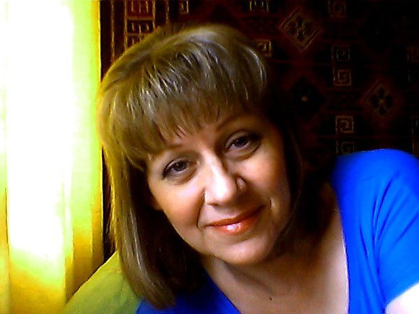 Елена Серова