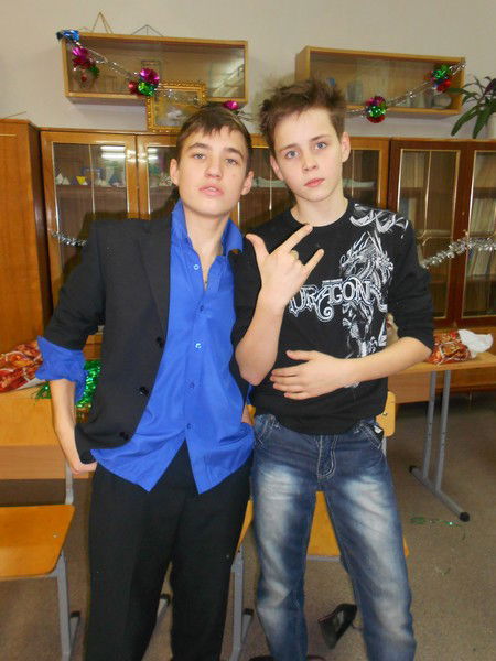 Просто Ваня):d