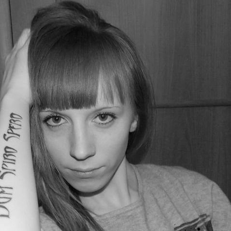 Елена Романова