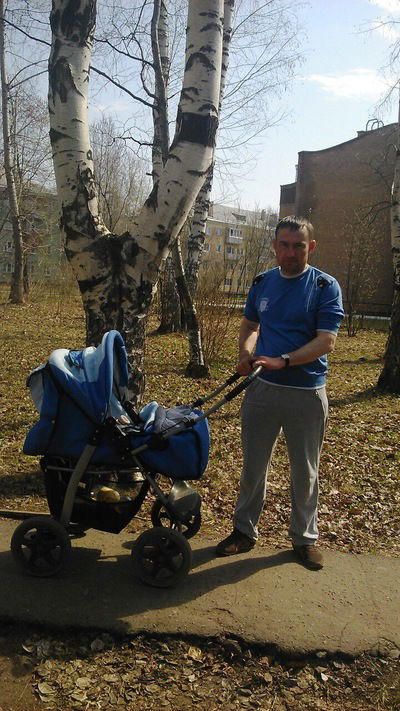 Александр Васильев