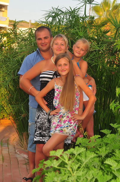 Саша Султанова