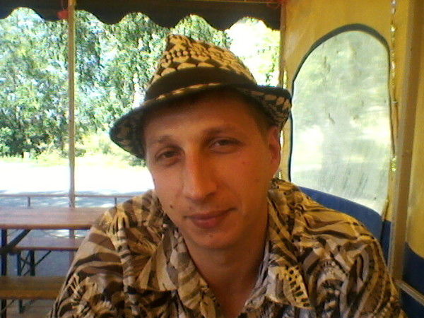 Максим Пиков