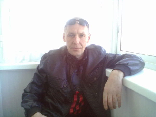 Олег Савельев