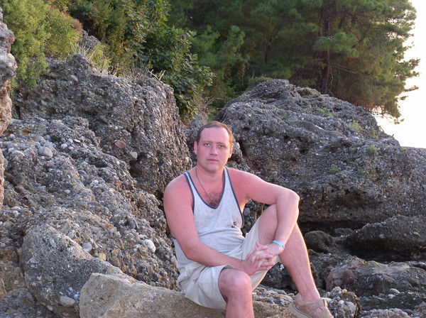 Юрий Жучков