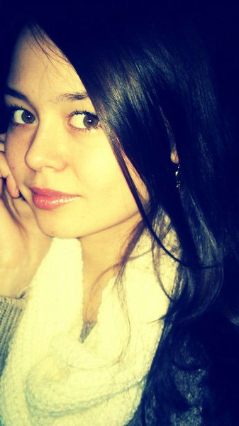 Альбина Жаканова