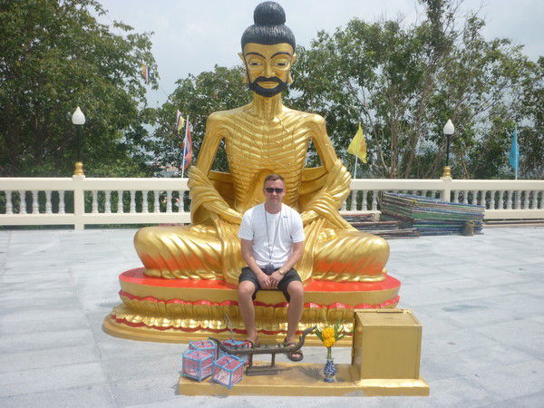 Славян Тихонов