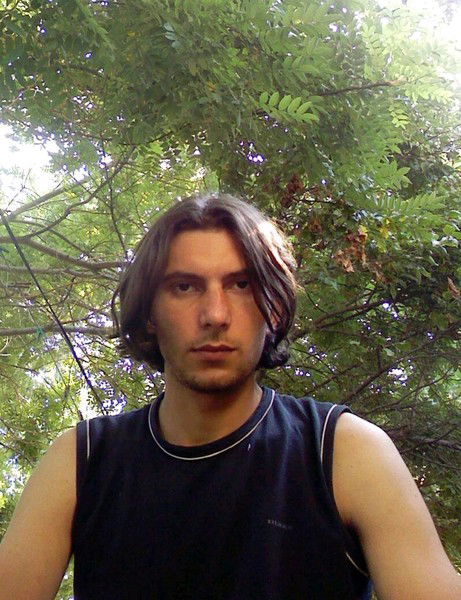 Борис Арнаут