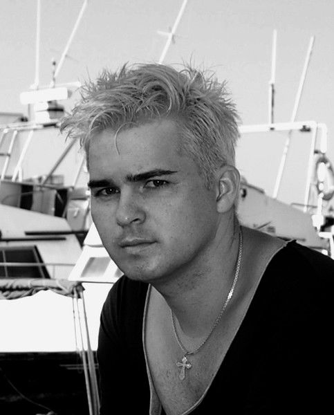 Олег Никишин