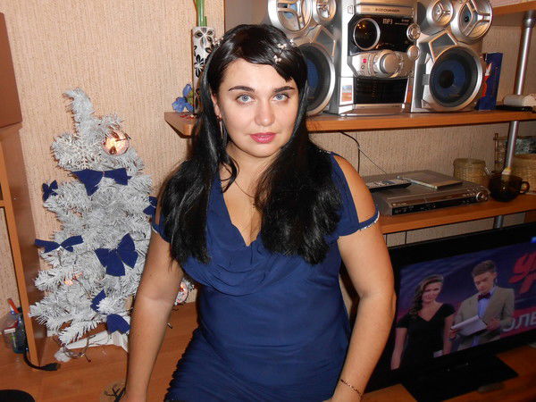 Кари Акопян