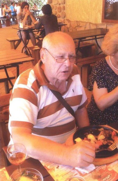 Виктор Молочный