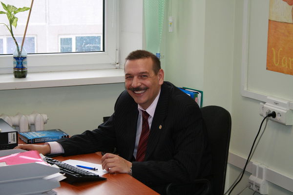 Александр Яковлев