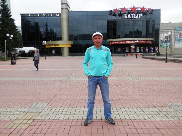 Рустам Садрутдинов