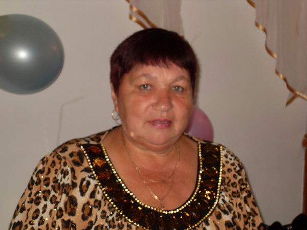 Нина Гайсарова