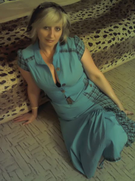 Елена Попова