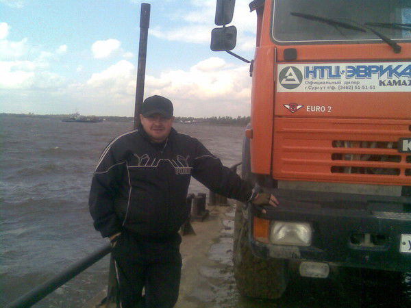 Николай Пивоваренко