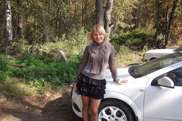 Елена Леонова