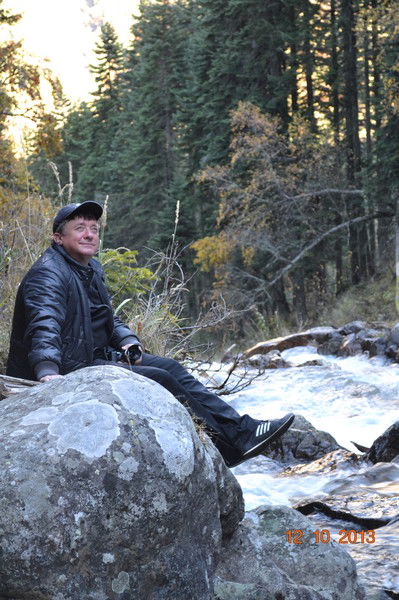 Виктор Лукаш