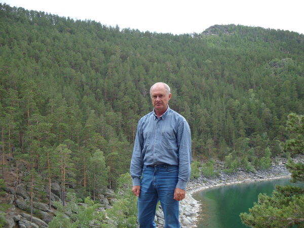 Василий Петров