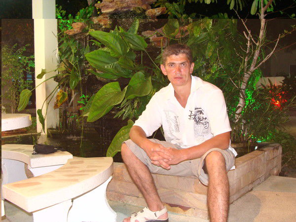 Василий Романов