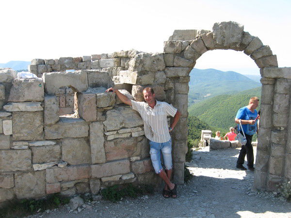 Андрей Волков