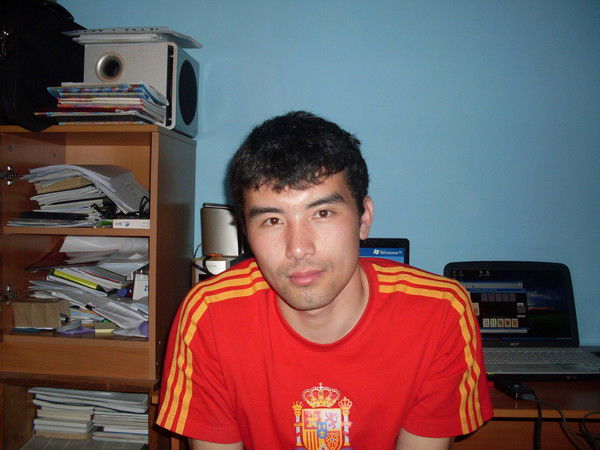 Сакен Сыздыков