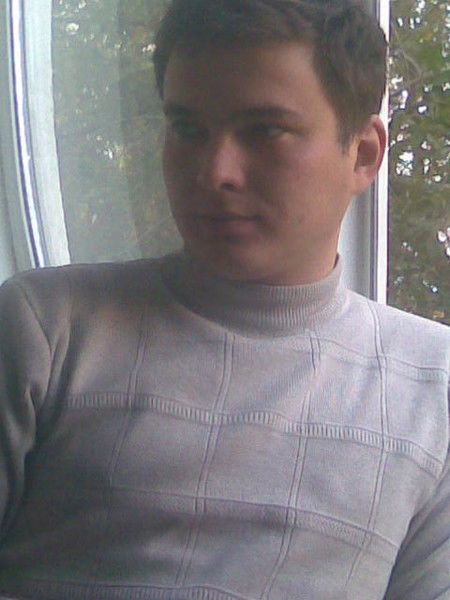 Антон Есипов