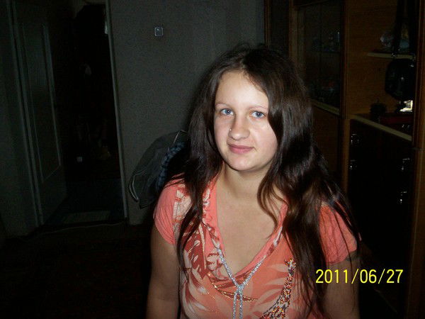 Юля Захарова