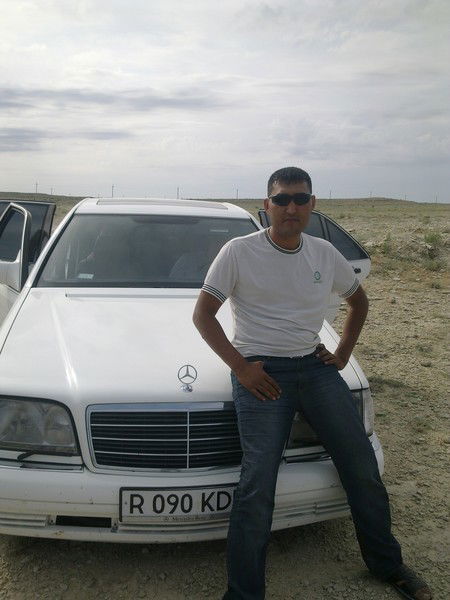 Есенгали Бердиев