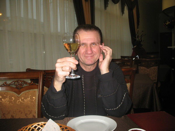 Александр Инаке