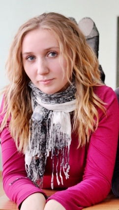 Лена Попова