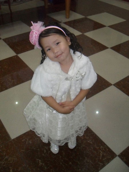 Дана Зейнетова